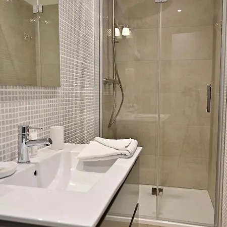 La Petite Boheme Hotel 3*