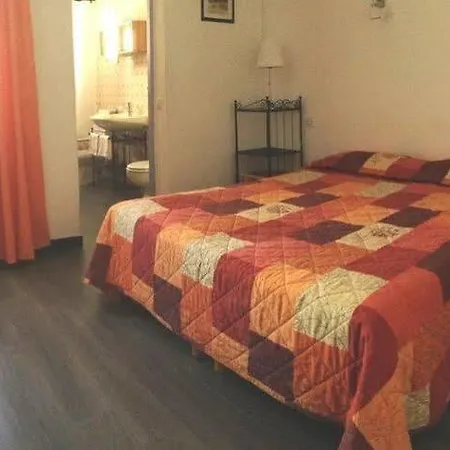 La Petite Boheme 3* Le Lavandou